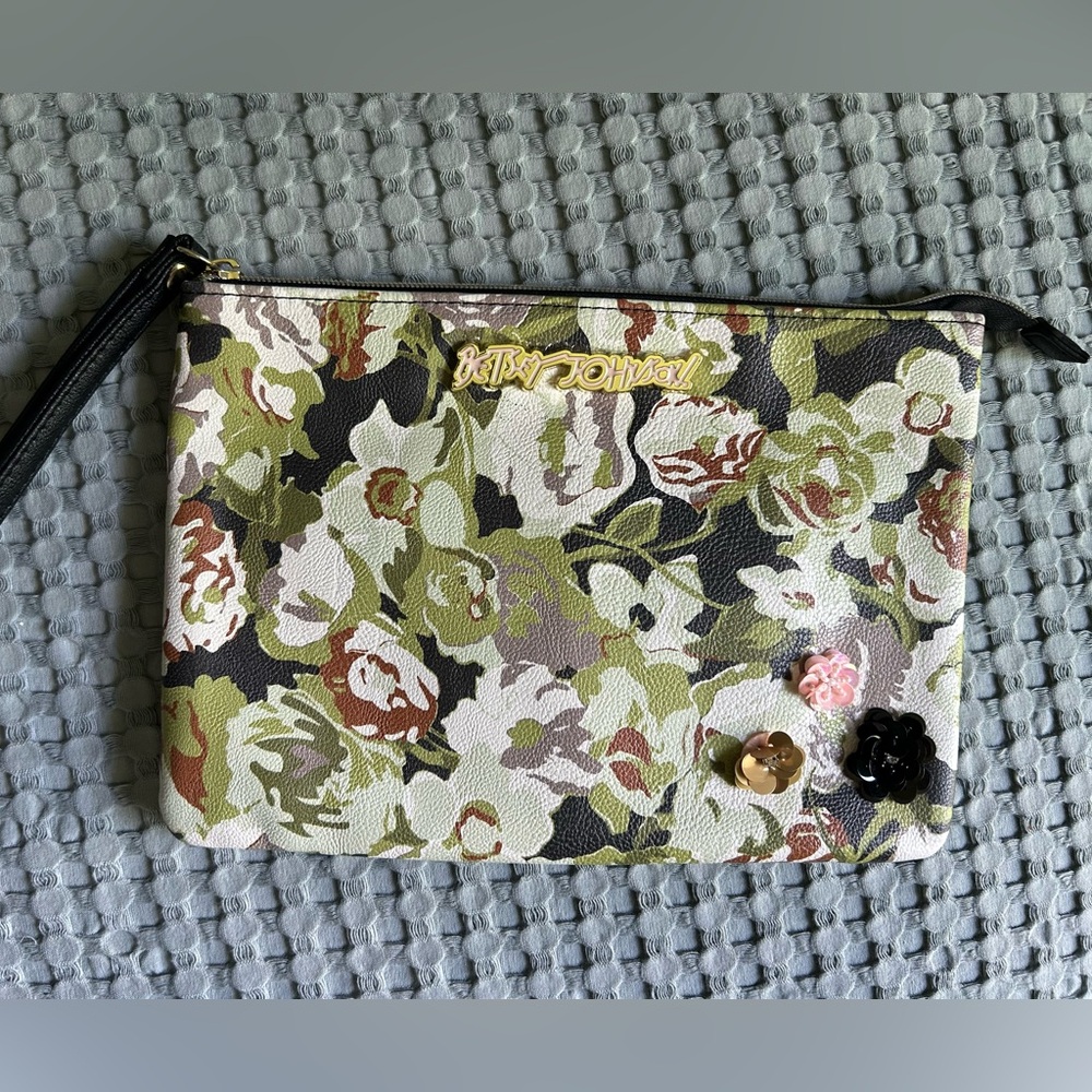 Xl Betsey Johnson Floral Makeup Pouch Bag Case